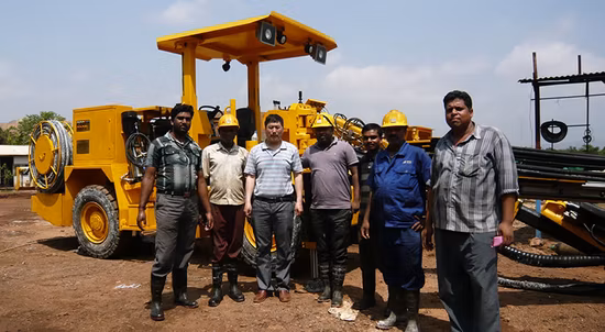 Perforazione idraulica mineraria Jumbo Cytj45 Trapano Jambo Tz3 Tre